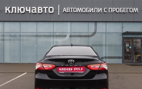 Toyota Camry, 2020 год, 3 400 000 рублей, 4 фотография