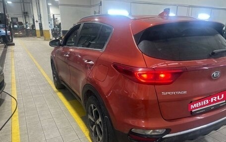 KIA Sportage IV рестайлинг, 2020 год, 2 450 000 рублей, 4 фотография