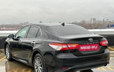 Toyota Camry, 2021 год, 3 570 000 рублей, 4 фотография