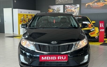 KIA Rio III рестайлинг, 2013 год, 880 000 рублей, 3 фотография