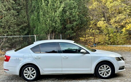 Skoda Octavia, 2017 год, 1 800 000 рублей, 23 фотография