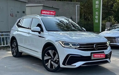 Volkswagen Tiguan II, 2023 год, 3 777 777 рублей, 1 фотография