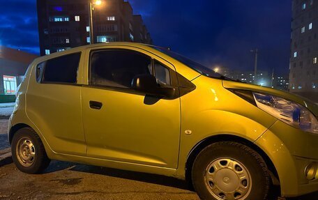 Chevrolet Spark III, 2011 год, 500 000 рублей, 1 фотография