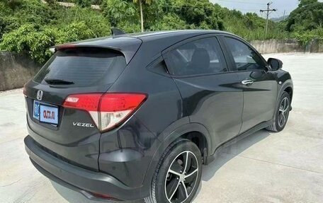 Honda Vezel, 2020 год, 1 500 000 рублей, 3 фотография