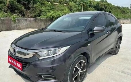 Honda Vezel, 2020 год, 1 500 000 рублей, 4 фотография