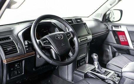 Toyota Land Cruiser Prado 150 рестайлинг 2, 2021 год, 6 987 000 рублей, 15 фотография