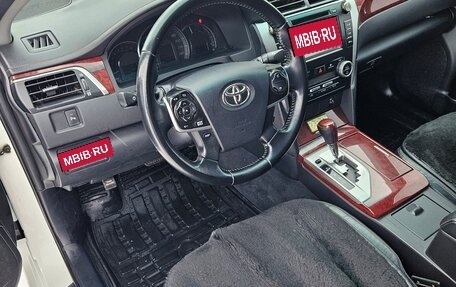 Toyota Camry, 2013 год, 1 600 000 рублей, 4 фотография