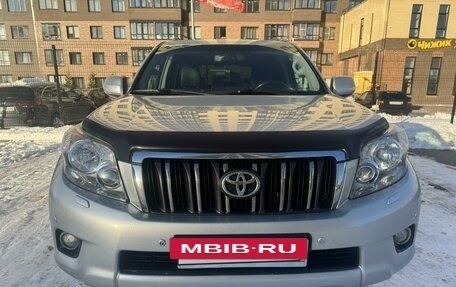 Toyota Land Cruiser Prado 150 рестайлинг 2, 2012 год, 3 000 000 рублей, 7 фотография