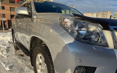 Toyota Land Cruiser Prado 150 рестайлинг 2, 2012 год, 3 000 000 рублей, 22 фотография