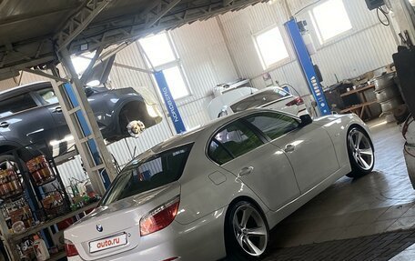 BMW 5 серия, 2009 год, 1 525 000 рублей, 2 фотография