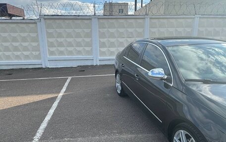 Volkswagen Passat B6, 2006 год, 1 050 000 рублей, 2 фотография