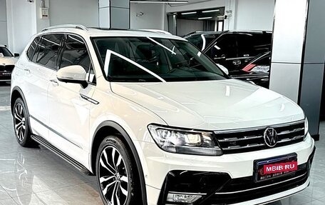 Volkswagen Tiguan II, 2021 год, 3 100 000 рублей, 3 фотография