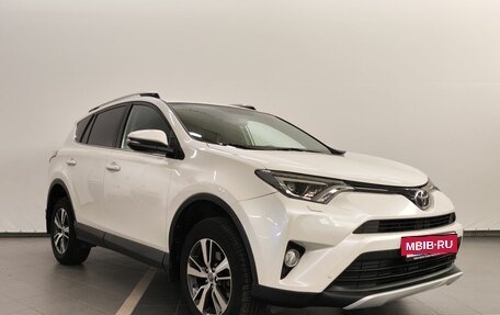 Toyota RAV4, 2017 год, 2 649 000 рублей, 7 фотография