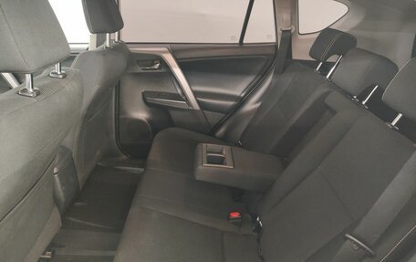 Toyota RAV4, 2017 год, 2 649 000 рублей, 14 фотография