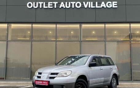 Mitsubishi Outlander III рестайлинг 3, 2004 год, 549 000 рублей, 1 фотография