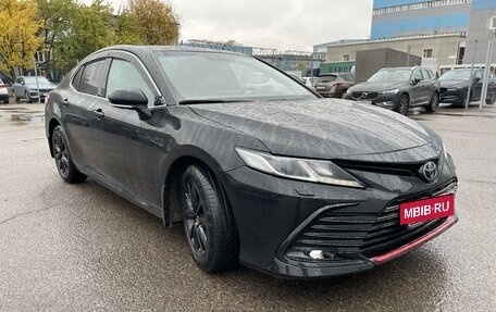 Toyota Camry, 2021 год, 3 200 000 рублей, 3 фотография