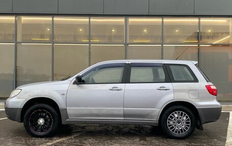 Mitsubishi Outlander III рестайлинг 3, 2004 год, 549 000 рублей, 6 фотография