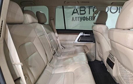 Toyota Land Cruiser 200, 2018 год, 6 999 999 рублей, 17 фотография