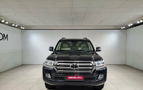 Toyota Land Cruiser 200, 2018 год, 6 999 999 рублей, 8 фотография