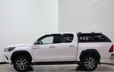 Toyota Hilux VIII, 2015 год, 2 950 000 рублей, 8 фотография