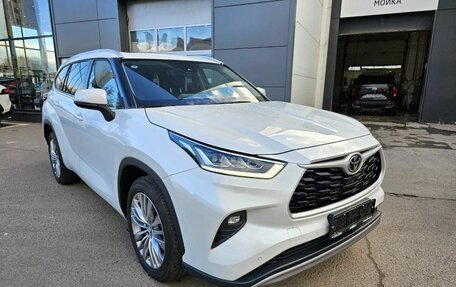 Toyota Highlander, 2024 год, 7 999 000 рублей, 3 фотография