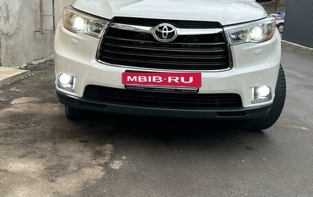 Toyota Highlander III, 2014 год, 3 600 000 рублей, 23 фотография