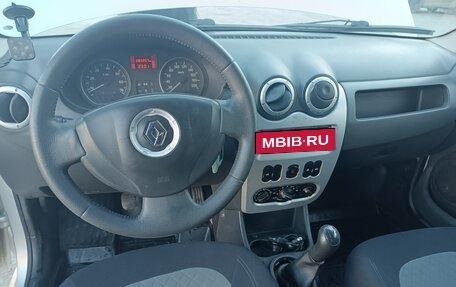 Renault Logan I, 2013 год, 550 000 рублей, 12 фотография