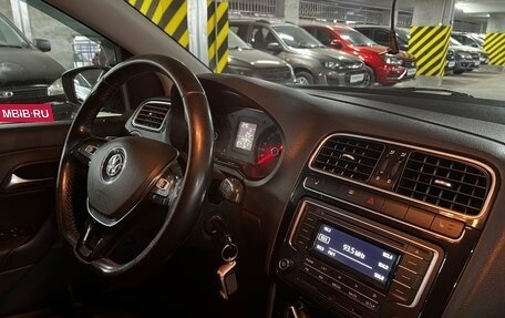 Volkswagen Polo VI (EU Market), 2017 год, 970 000 рублей, 24 фотография