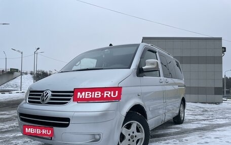 Volkswagen Multivan T5, 2006 год, 1 450 000 рублей, 2 фотография