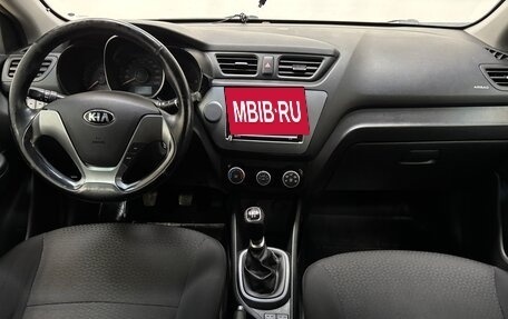 KIA Rio III рестайлинг, 2015 год, 1 065 000 рублей, 10 фотография