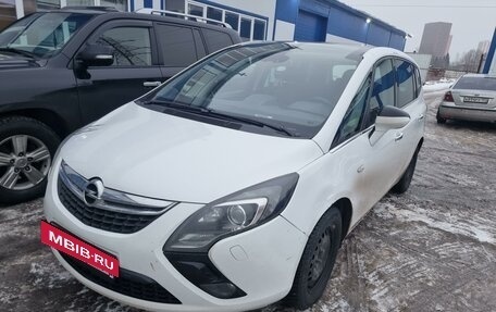 Opel Zafira C рестайлинг, 2013 год, 1 150 000 рублей, 16 фотография