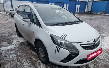 Opel Zafira C рестайлинг, 2013 год, 1 150 000 рублей, 18 фотография