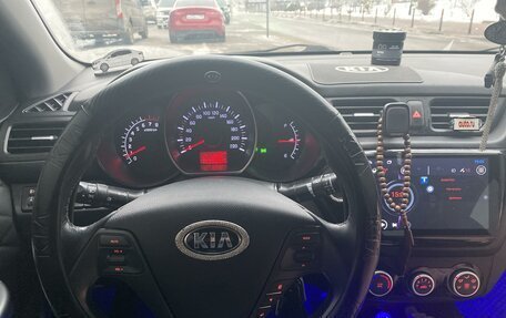 KIA Rio III рестайлинг, 2015 год, 600 000 рублей, 9 фотография