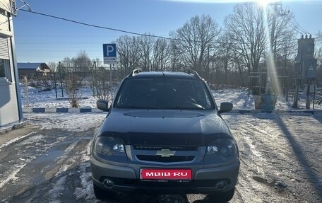 Chevrolet Niva I рестайлинг, 2017 год, 835 000 рублей, 1 фотография