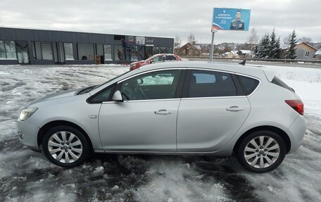 Opel Astra J, 2010 год, 720 000 рублей, 5 фотография