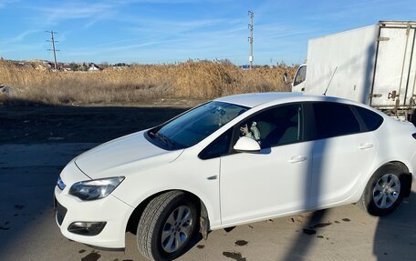 Opel Astra J, 2014 год, 1 330 000 рублей, 4 фотография