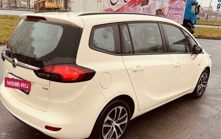 Opel Zafira C рестайлинг, 2018 год, 1 820 000 рублей, 5 фотография