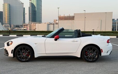 Fiat 124 Spider I, 2020 год, 2 850 000 рублей, 5 фотография