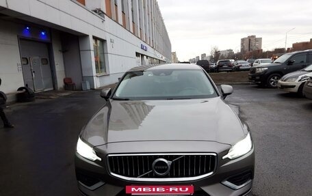 Volvo S60 III, 2019 год, 3 600 000 рублей, 3 фотография