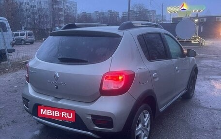 Renault Sandero II рестайлинг, 2017 год, 1 000 000 рублей, 4 фотография