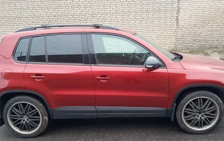 Volkswagen Tiguan I, 2013 год, 1 350 000 рублей, 2 фотография