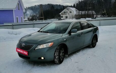 Toyota Camry, 2008 год, 890 000 рублей, 2 фотография