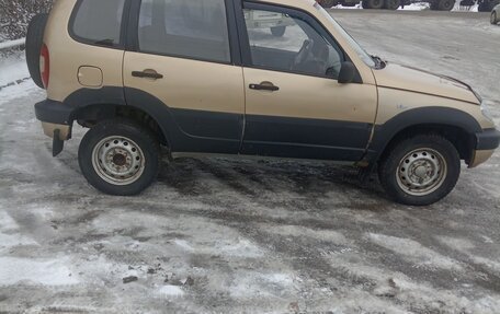 Chevrolet Niva I рестайлинг, 2004 год, 255 000 рублей, 5 фотография