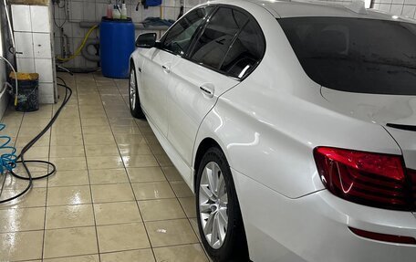 BMW 5 серия, 2014 год, 2 600 000 рублей, 3 фотография