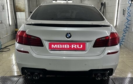 BMW 5 серия, 2014 год, 2 600 000 рублей, 2 фотография