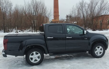 Isuzu D-Max II, 2018 год, 2 850 000 рублей, 5 фотография