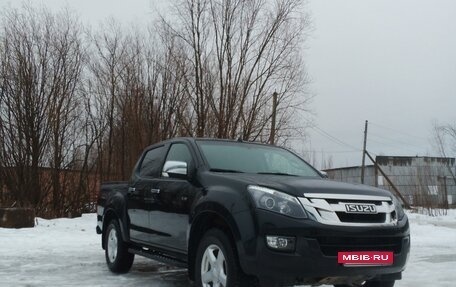 Isuzu D-Max II, 2018 год, 2 850 000 рублей, 15 фотография