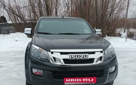 Isuzu D-Max II, 2018 год, 2 850 000 рублей, 11 фотография