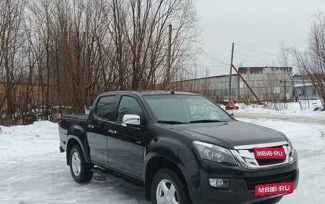 Isuzu D-Max II, 2018 год, 2 850 000 рублей, 10 фотография