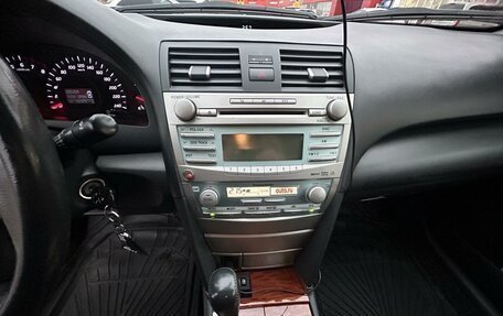 Toyota Camry, 2007 год, 1 100 000 рублей, 17 фотография